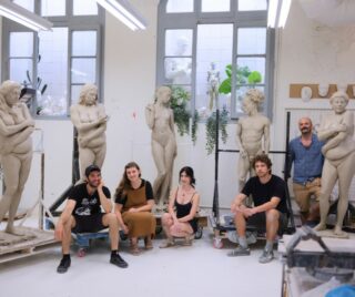 A look at the incredible sculpture projects from our students this Spring Term! 

These works reflect months of dedication, intense effort and technical skill, many marking the final projects of our graduating students ❤️ A big big thank you to the models who posed for week after week, your endurance and generosity made this possible. Bravo to all!