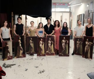 Long pose drawings and paintings from the second half of the Spring Term! Congratulations to all our students, you did a fantastic job 🙌 Have a nice break!

#BarcelonaAcademyOfArt #RealismArt #LongPoseDrawing #ArteAcadémico #RealistPainting #TraditionalArt #AtelierMethod #ArtisticProcess #ClassicalArt #ArtStudentLife #FineArtSchool #ClassicalDrawing #AcademicArt #ArtAcademy #Dibujo #Retrato #EscuelaDeArte #Pintura #SculptureArt #FigurativeDrawing #RetratoRealista #FigurativePainting #BcnArtAcademy #RealismDrawing #AcademicDrawing #ArteFigurativo