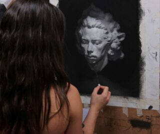 Cast drawing in charcoal by student Riley Butler (@rileyele)
#BarcelonaAcademyOfArt #AtelierMethod #ArtStudentLife #ClassicalDrawing #CastDrawing