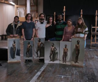 Happy Holidays everyone! 🎄✨ A look back at the final long pose of the year with our Drawing & Painting students. Great job everyone! 👏 Enjoy the break and see you again on January 12!

🎨EASTER COURSES🎨
Registrations still open - last places available:
• Drawing the Human Figure
• Oil Portrait
• Human Figure Sculpture Modelling
📅 March 30 – April 3, 2026
More info: www.academyofartbarcelona.com