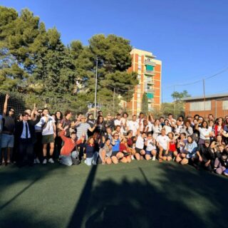 What a Saturday! ⚽🌟
The first BAA Football Tournament was an incredible day of sport, energy and community! We were proud to host it at the facilities of @brafafundacio, a foundation that works to support social inclusion through educational and sports initiatives. 
A huge thank you to all the students, teachers, staff, alumni and friends who joined, played and supported and made the day so special.
We hope to do it again very soon!!✨🙌🏼
