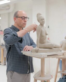 BAA student Josep Lluís Juanhuix (@jll_jhx) working on his sculpture project
#BarcelonaAcademyOfArt #FigurativeArtist #RealismArt #ArteAcadémico #AtelierMethod #ArtisticProcess #EscuelaDeArte #Escultura